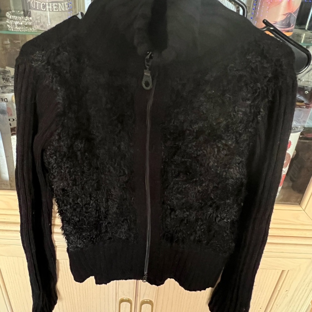 Beautiful Sweaters Jacket Zip Up - Picture 4 of 4